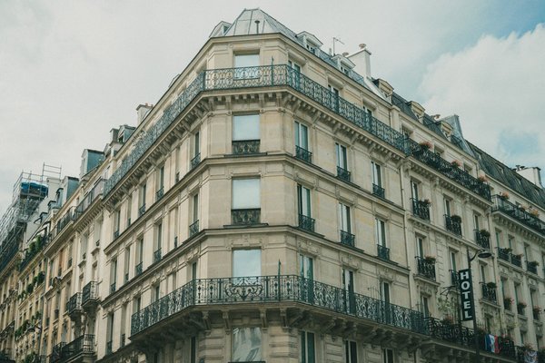 Stratégies clés pour investir avec succès dans l'immobilier ancien